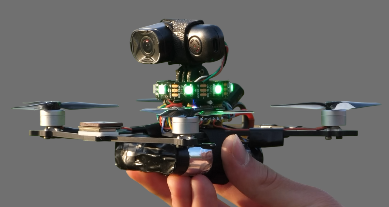 technobee_0373_689b9.png