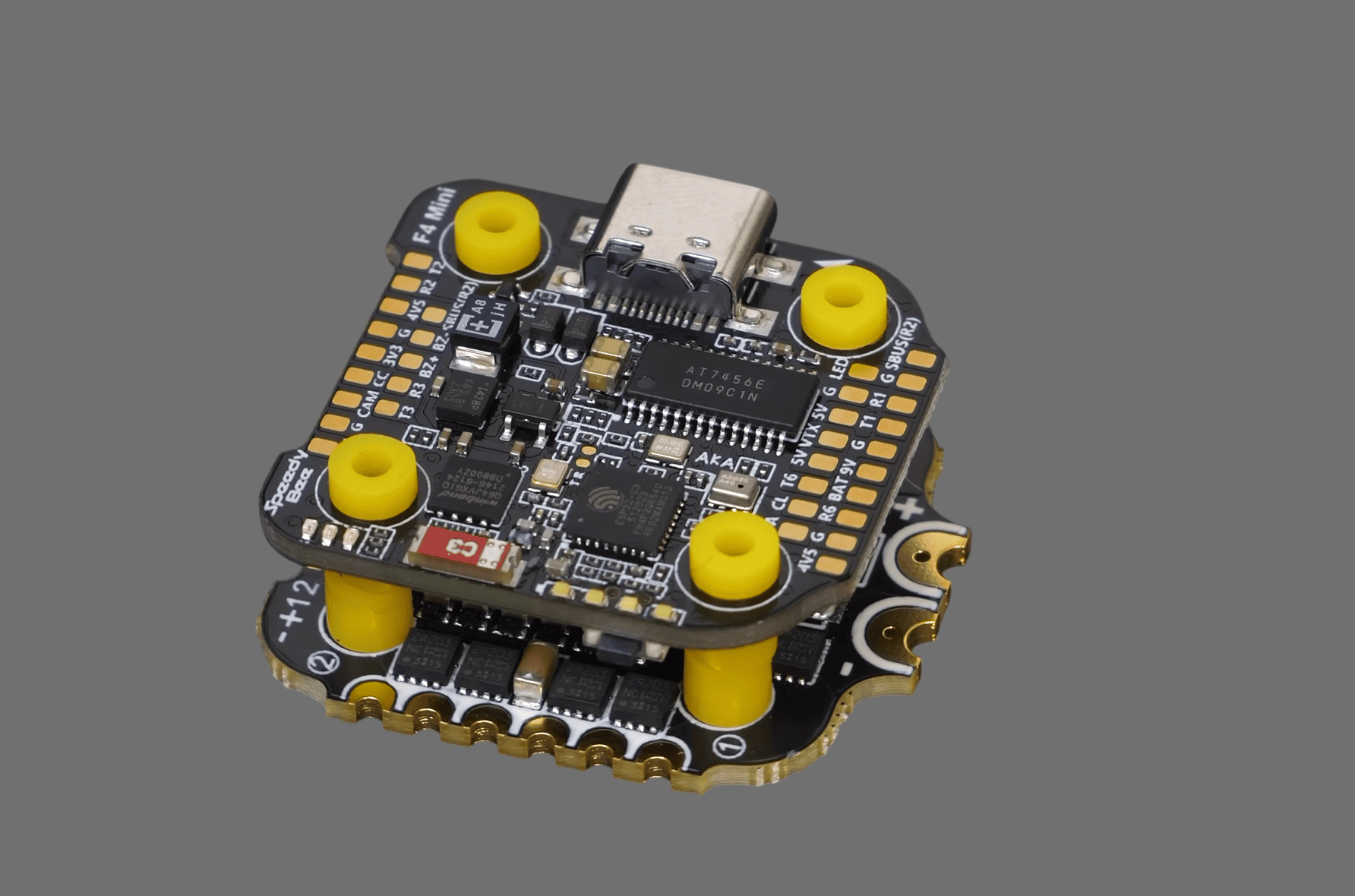 technobee_0375-Photoroom_4a638.png