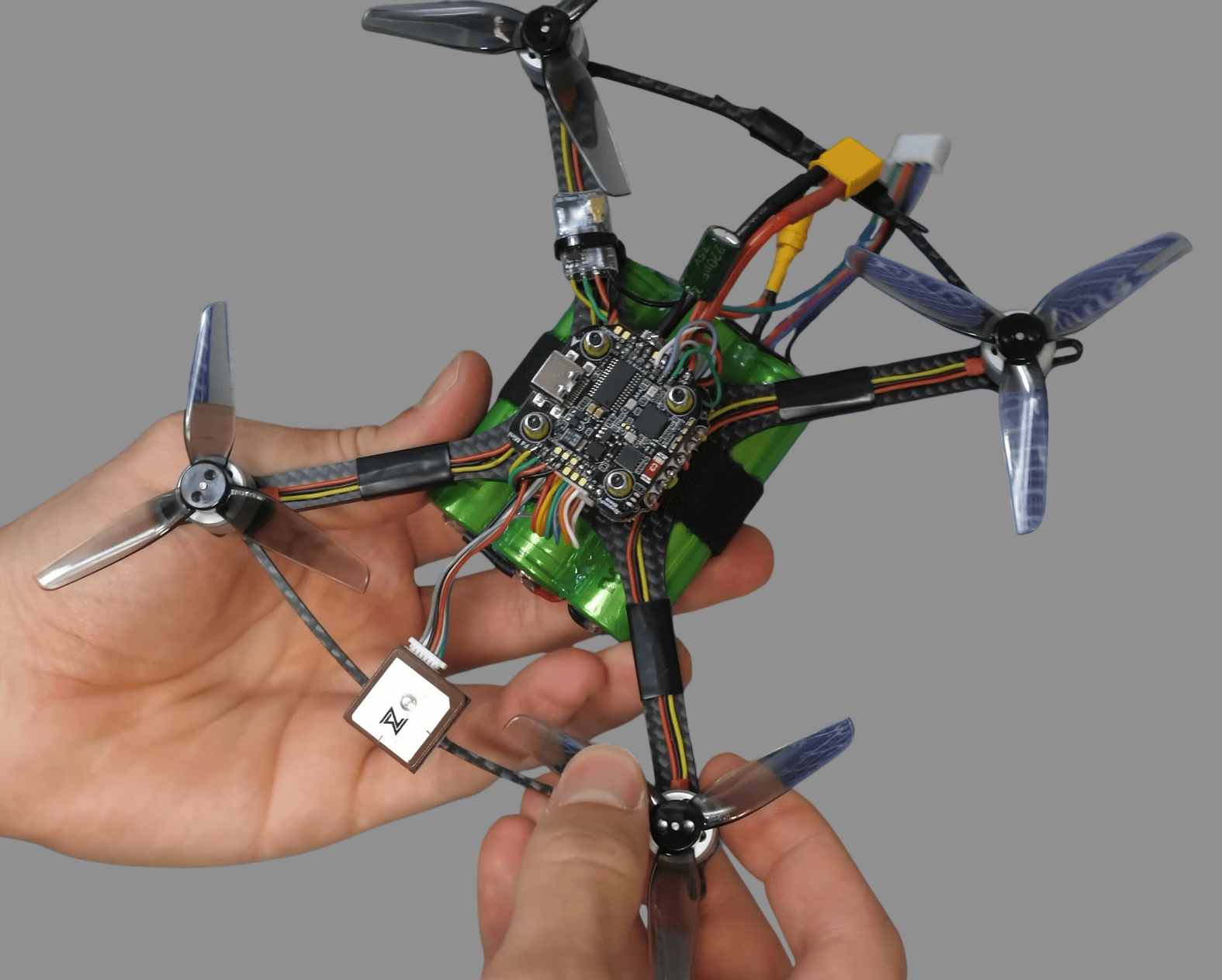 technobee_0531-Photoroom_1_8ef21.png
